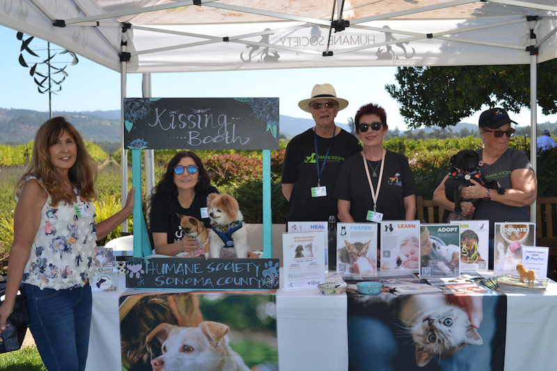 Kissing booth at the Blessing of the Animals 2022